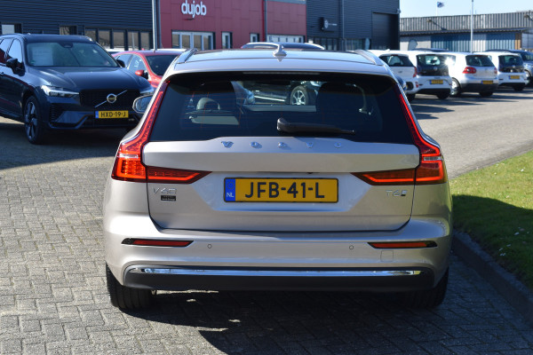 Volvo V60 T6 AWD 350PK Plug-in Hybrid Essential Bright | NIEUW | 19"LMV | Leder | Stuur & Stoelverwarming | Camera |