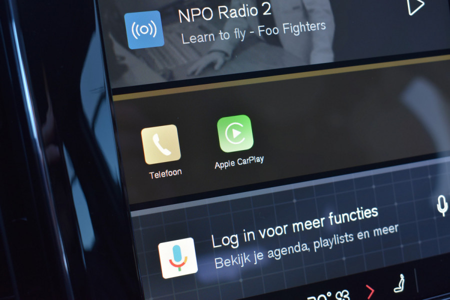 Volvo V60 T6 AWD 350PK Plug-in Hybrid Essential Bright | NIEUW | 19"LMV | Leder | Stuur & Stoelverwarming | Camera |