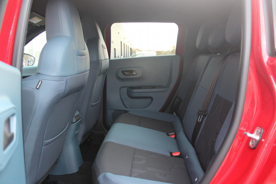 Fiat Grande Panda 1.2 110PK Hybrid ICON | 16" LICHTMETALEN VELGEN | DRAADLOZE APPLE CARPLAY/ANDROID AUTO | PARKEERSENSOREN ACHTER | LED KOPLAMPEN | DAB+ RADIO | CRUISE CONTROL | LANE ASSIST | AIRCO | VERKEERSBORDEN HERKENNING |