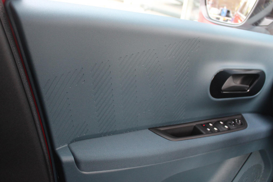 Fiat Grande Panda 1.2 110PK Hybrid ICON | 16" LICHTMETALEN VELGEN | DRAADLOZE APPLE CARPLAY/ANDROID AUTO | PARKEERSENSOREN ACHTER | LED KOPLAMPEN | DAB+ RADIO | CRUISE CONTROL | LANE ASSIST | AIRCO | VERKEERSBORDEN HERKENNING |