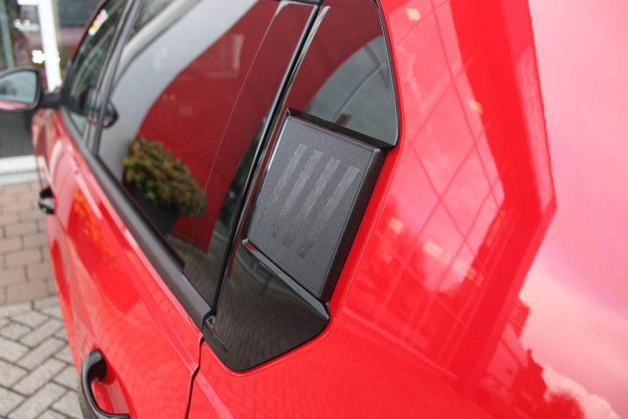 Fiat Grande Panda 1.2 110PK Hybrid ICON | 16" LICHTMETALEN VELGEN | DRAADLOZE APPLE CARPLAY/ANDROID AUTO | PARKEERSENSOREN ACHTER | LED KOPLAMPEN | DAB+ RADIO | CRUISE CONTROL | LANE ASSIST | AIRCO | VERKEERSBORDEN HERKENNING |