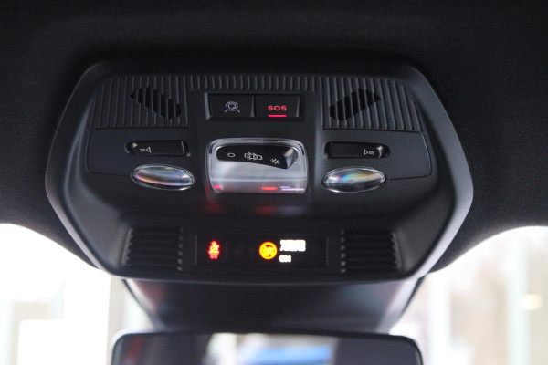 Fiat Grande Panda 1.2 110PK Hybrid ICON | 16" LICHTMETALEN VELGEN | DRAADLOZE APPLE CARPLAY/ANDROID AUTO | PARKEERSENSOREN ACHTER | LED KOPLAMPEN | DAB+ RADIO | CRUISE CONTROL | LANE ASSIST | AIRCO | VERKEERSBORDEN HERKENNING |