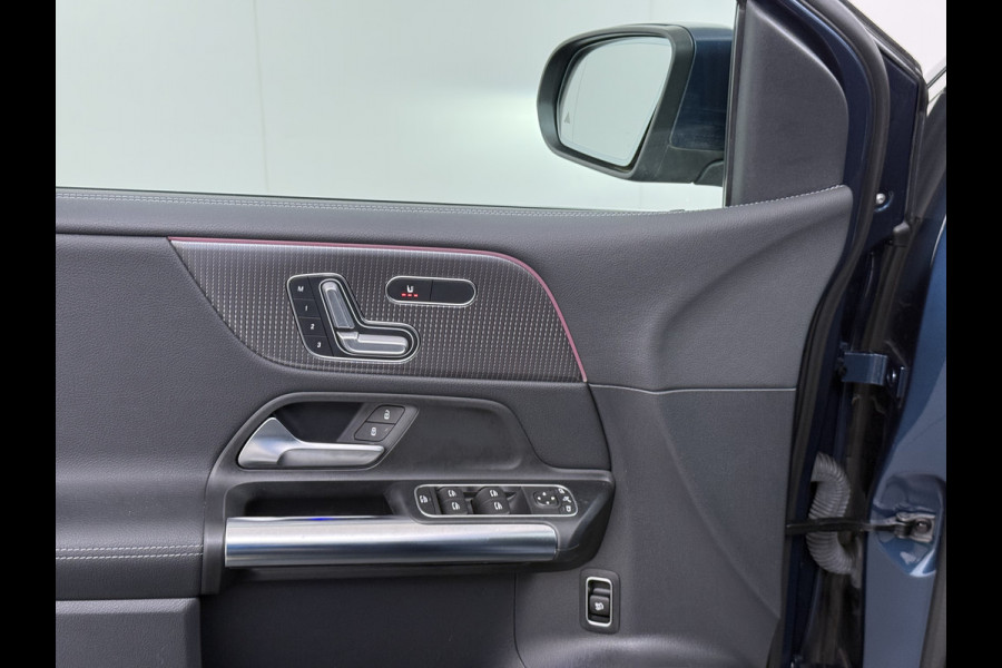 Mercedes-Benz B-Klasse 180T AUT-7 Luxury Pano-Dak Elektr+Leer+Geheugen+Verwarmd-Comfort-Stoel Navi Camera Apple Carplay Android Cruise Control Pdc Zitc Elek.Achterklep Widescreen Park-Assist Break-Assist cockpit Premium+ Smartphone-integratie Dodehoekassistent DAB Bluetooth Led Lmv Keyless Go Easy-pack 1e Eigenaar Dealeronderhouden Zeer Compleet Origineel Nederlandse Auto 1.400kg trekvermogen € 44.000,- nieuw