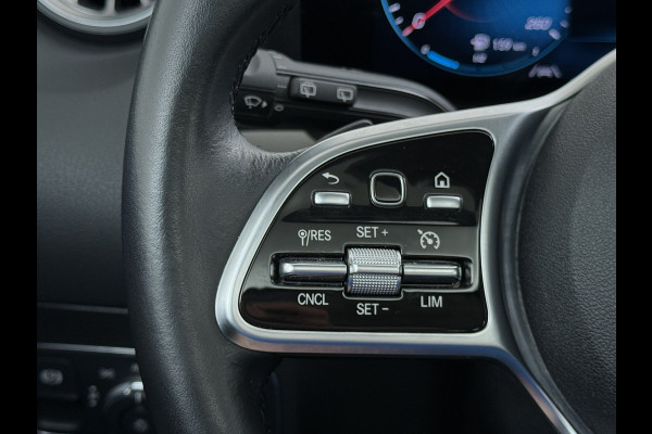 Mercedes-Benz B-Klasse 180T AUT-7 Luxury Pano-Dak Elektr+Leer+Geheugen+Verwarmd-Comfort-Stoel Navi Camera Apple Carplay Android Cruise Control Pdc Zitc Elek.Achterklep Widescreen Park-Assist Break-Assist cockpit Premium+ Smartphone-integratie Dodehoekassistent DAB Bluetooth Led Lmv Keyless Go Easy-pack 1e Eigenaar Dealeronderhouden Zeer Compleet Origineel Nederlandse Auto 1.400kg trekvermogen € 44.000,- nieuw