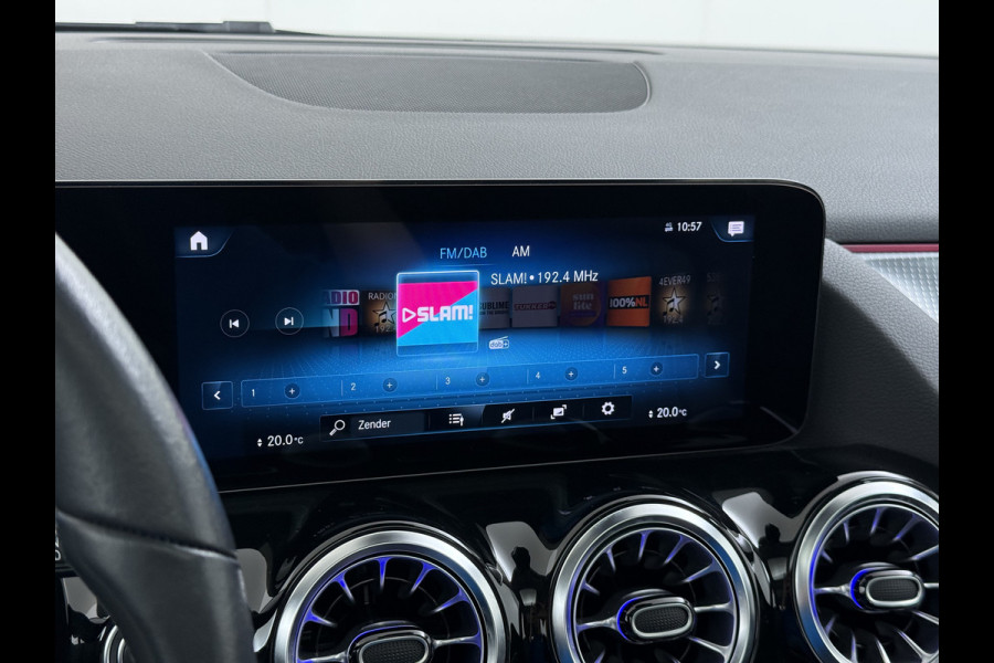 Mercedes-Benz B-Klasse 180T AUT-7 Luxury Pano-Dak Elektr+Leer+Geheugen+Verwarmd-Comfort-Stoel Navi Camera Apple Carplay Android Cruise Control Pdc Zitc Elek.Achterklep Widescreen Park-Assist Break-Assist cockpit Premium+ Smartphone-integratie Dodehoekassistent DAB Bluetooth Led Lmv Keyless Go Easy-pack 1e Eigenaar Dealeronderhouden Zeer Compleet Origineel Nederlandse Auto 1.400kg trekvermogen € 44.000,- nieuw