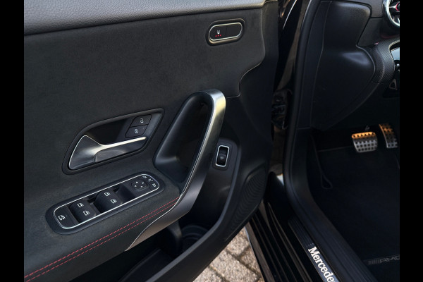 Mercedes-Benz A-Klasse 200 AMG 2022 AUT PANO LEDER ACC VOL-LUXE GROTE BEURT