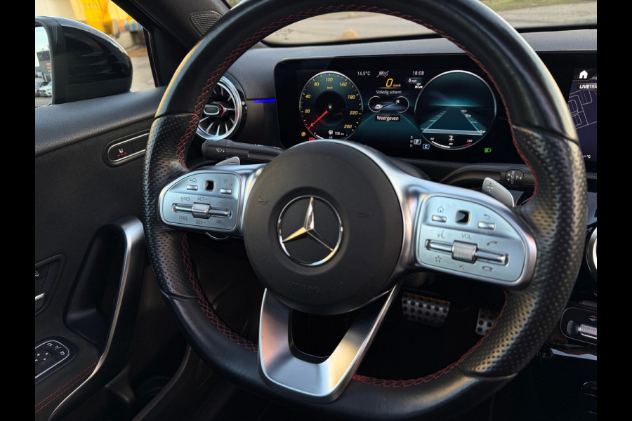 Mercedes-Benz A-Klasse 200 AMG 2022 AUT PANO LEDER ACC VOL-LUXE GROTE BEURT
