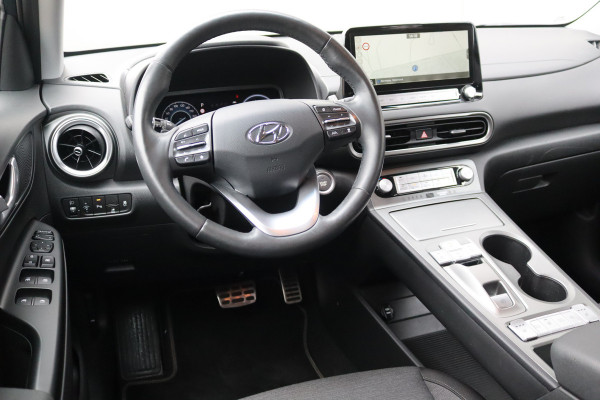 Hyundai Kona EV Fashion 64 kWh Gr.-navigatie/Trekhaak/Camera/Winter-pack
