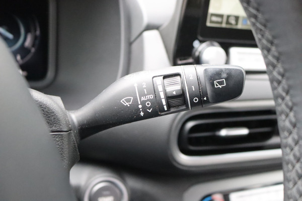Hyundai Kona EV Fashion 64 kWh Gr.-navigatie/Trekhaak/Camera/Winter-pack
