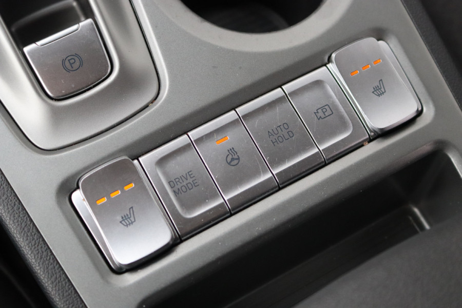 Hyundai Kona EV Fashion 64 kWh Gr.-navigatie/Trekhaak/Camera/Winter-pack