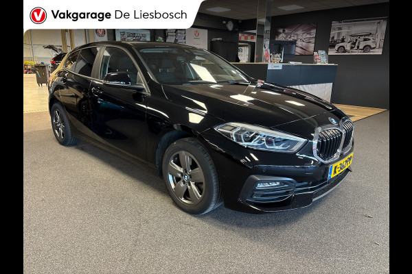 BMW 1-serie 118i Executive Edition,navi,apple carplay,media,pdc,orig ned,cruisec,