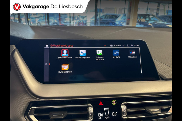 BMW 1-serie 118i Executive Edition,navi,apple carplay,media,pdc,orig ned,cruisec,