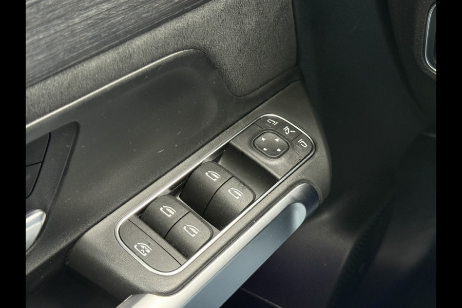 Mercedes-Benz Glb 200 Business Solution AMG | Pano | Ambient Light | 360* Camera | 19 inch