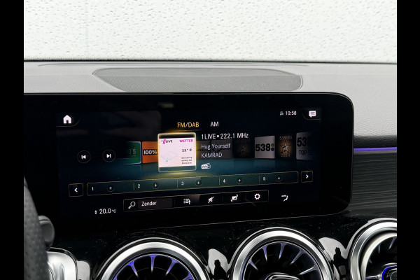 Mercedes-Benz Glb 200 Business Solution AMG | Pano | Ambient Light | 360* Camera | 19 inch