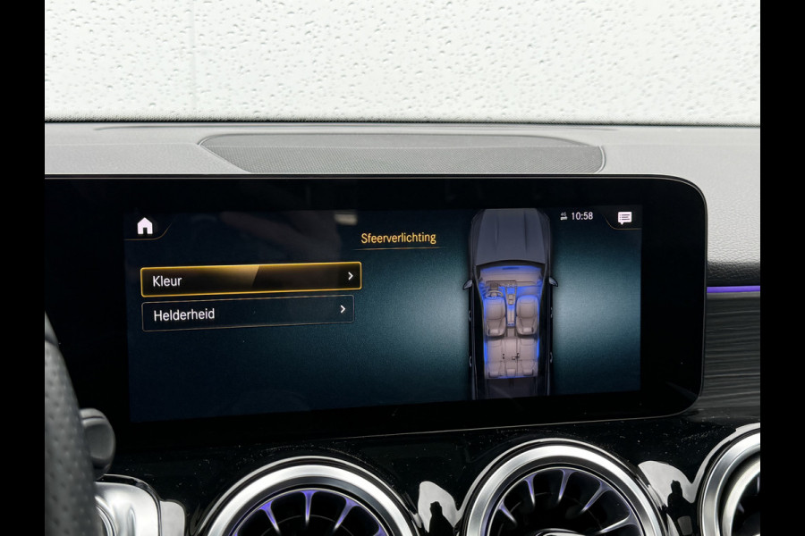 Mercedes-Benz Glb 200 Business Solution AMG | Pano | Ambient Light | 360* Camera | 19 inch