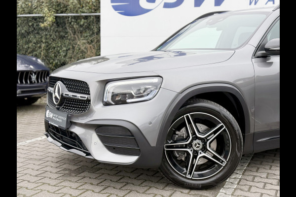 Mercedes-Benz Glb 200 Business Solution AMG | Trekhaak | MultiBeam LED | Camera | DAB+ | 19 inch