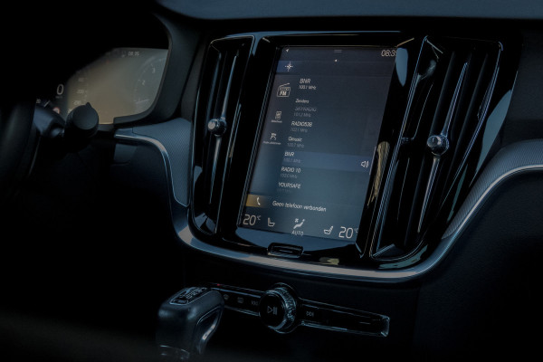 Volvo S60 2.0 T4 R-Design | ACC | STOELVERWARMING | POLESTAR ENGINEERED | ELEKTRISCH VERSTELBARE STOELEN