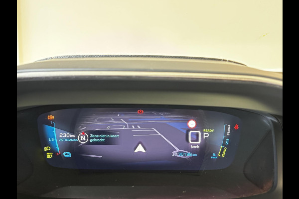 Peugeot e-2008 EV GT Pack 50 kWh SOH 93,4% | Panorama dak | Stoelverwarming | Voorruitverwarming | Keyless | Navigatie | Android auto / Apple carplay