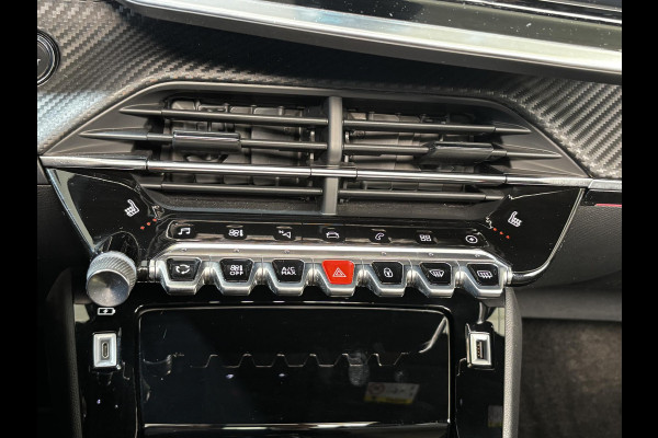 Peugeot e-2008 EV GT Pack 50 kWh SOH 93,4% | Panorama dak | Stoelverwarming | Voorruitverwarming | Keyless | Navigatie | Android auto / Apple carplay