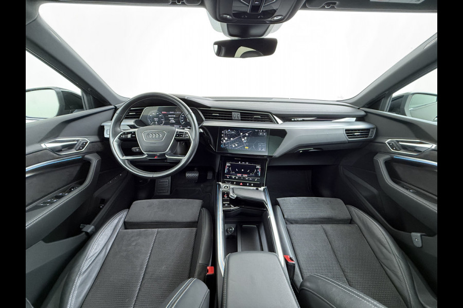 Audi e-tron Sportback 55 Quattro S-Line 408pk 95kWh Pano-Schuif-Dak LED Sport-Stoel-Leer/Alcantara Luchtvering 21" Trekhaak Adaptive-Cruise Spoor-Assi SOH 89% Rode-Remklauwen Zwarte-Hemel Audi-Smartphone-Interface Stoelverwarming Memory Elek.Achterklep DAB Lmv Privacy Glas Led Keyless Actieve Luidspreker 1e Eigenaar Origineel Nederlandse Auto € 93.000 nieuw 1.800kg Trekvermogen