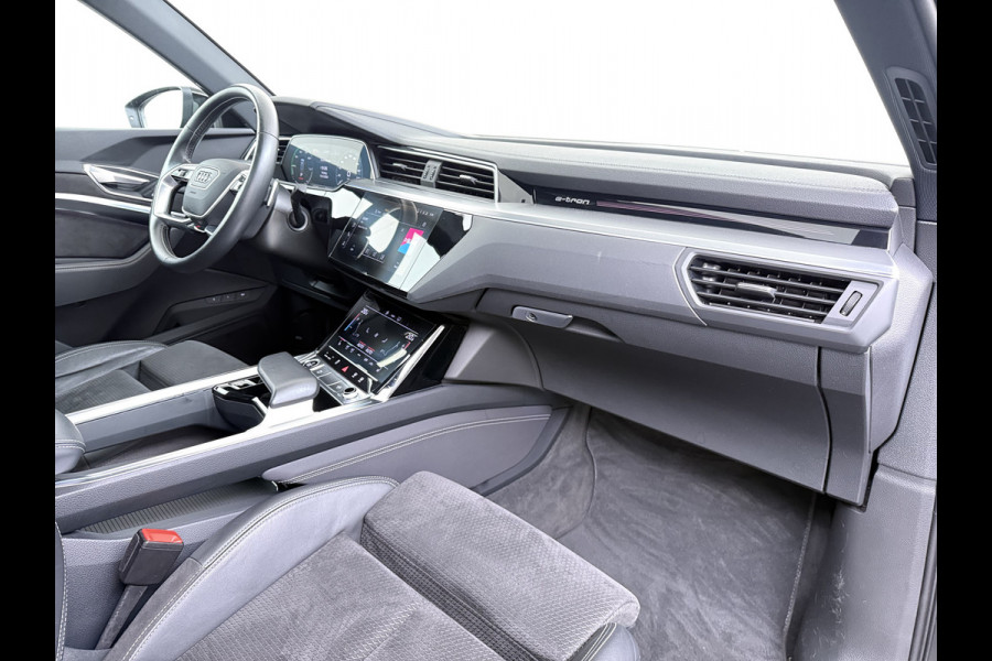 Audi e-tron Sportback 55 Quattro S-Line 408pk 95kWh Pano-Schuif-Dak LED Sport-Stoel-Leer/Alcantara Luchtvering 21" Trekhaak Adaptive-Cruise Spoor-Assi SOH 89% Rode-Remklauwen Zwarte-Hemel Audi-Smartphone-Interface Stoelverwarming Memory Elek.Achterklep DAB Lmv Privacy Glas Led Keyless Actieve Luidspreker 1e Eigenaar Origineel Nederlandse Auto € 93.000 nieuw 1.800kg Trekvermogen