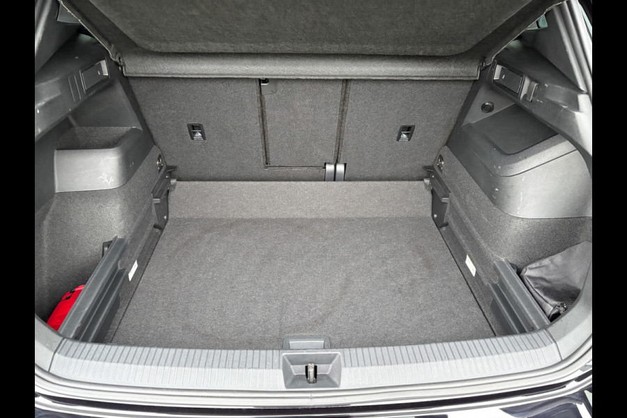 Volkswagen Tiguan 1.5 eTSI R-Line Edition Prijs Rijklaar!!