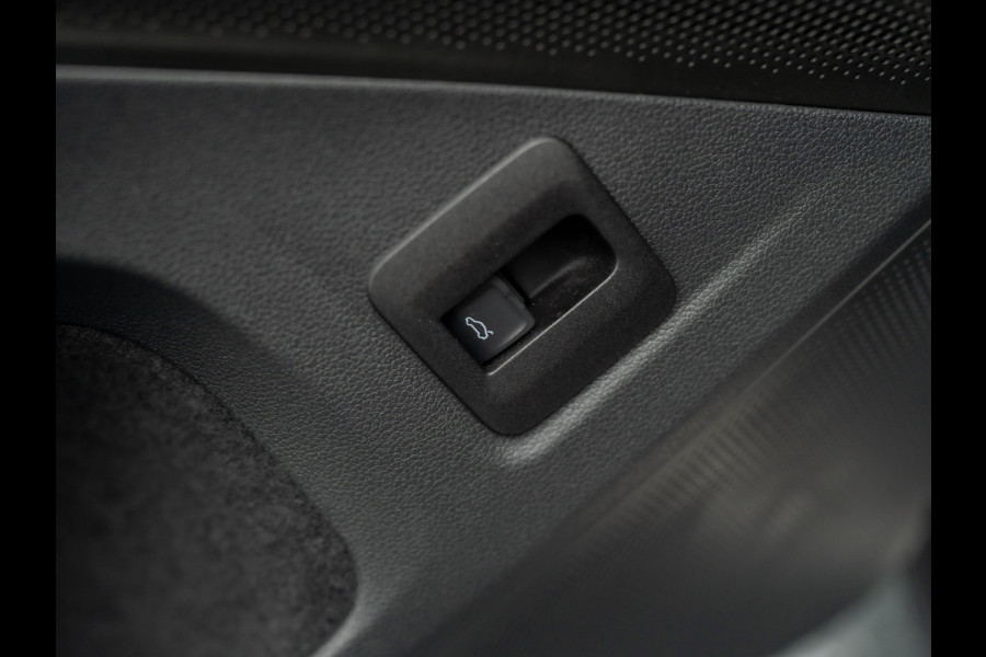 Volkswagen Tiguan 1.5 eTSI R-Line Edition Prijs Rijklaar!!