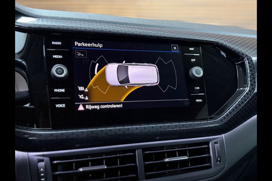 Volkswagen T-Cross 1.0 TSI 110PK | Style | Virtual | Full LED | ACC | Winter-Pakket | Clima | Blind Spot | Camera | CarPlay | DAB+