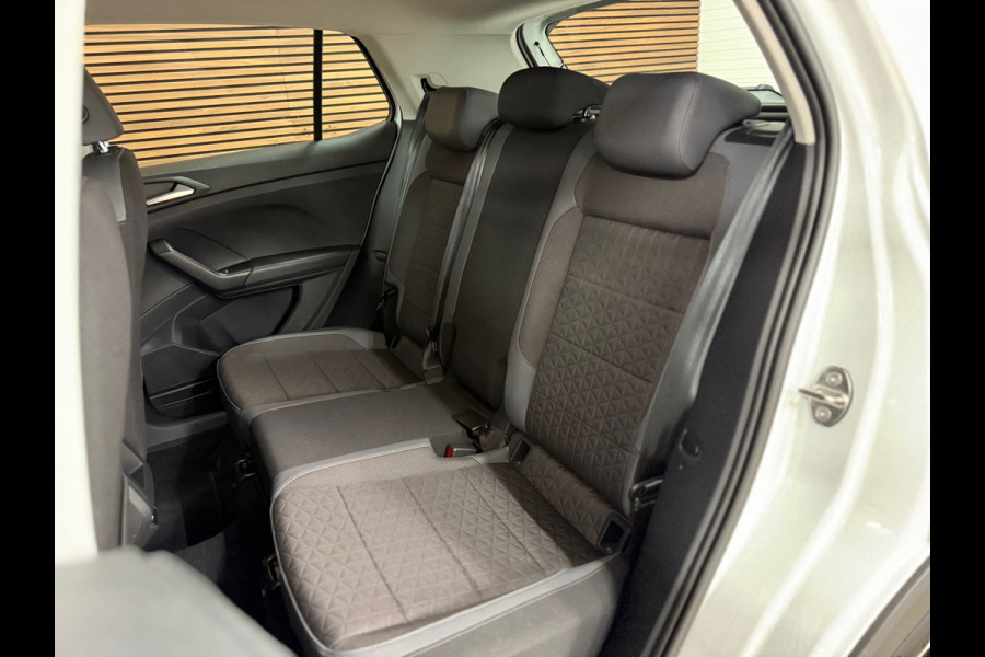 Volkswagen T-Cross 1.0 TSI 110PK | Style | Virtual | Full LED | ACC | Winter-Pakket | Clima | Blind Spot | Camera | CarPlay | DAB+
