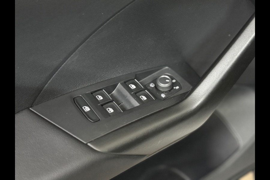 Volkswagen T-Cross 1.0 TSI 110PK | Style | Virtual | Full LED | ACC | Winter-Pakket | Clima | Blind Spot | Camera | CarPlay | DAB+