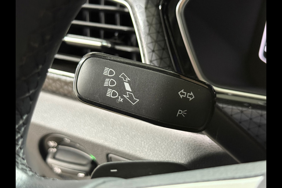 Volkswagen T-Cross 1.0 TSI 110PK | Style | Virtual | Full LED | ACC | Winter-Pakket | Clima | Blind Spot | Camera | CarPlay | DAB+