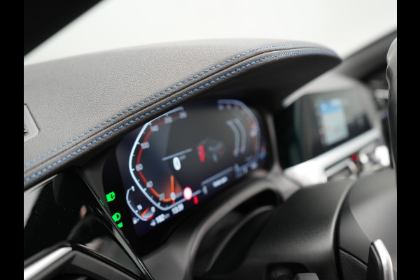 BMW 4 Serie Cabrio 430i M Sport 245pk Dealer O.H DRAVITGRAU | Lederen Sportstoelen Memory | Nekverwarming | 19"L.M | Harman Kardon |  M Sportremmen | Camera | Sfeerverlichting | Apple Carplay | LED |