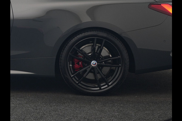 BMW 4 Serie Cabrio 430i M Sport 245pk Dealer O.H DRAVITGRAU | Lederen Sportstoelen Memory | Nekverwarming | 19"L.M | Harman Kardon |  M Sportremmen | Camera | Sfeerverlichting | Apple Carplay | LED |