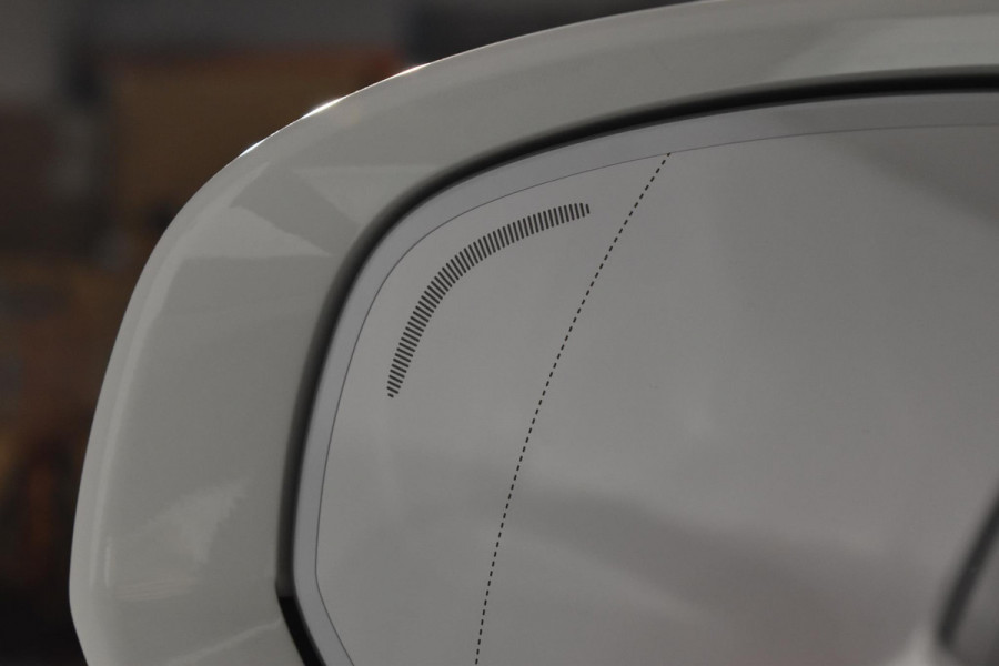 Volvo XC60 T8 390PK Automaat Recharge AWD Inscription / Intellisafe / Panoramadak / head-up display / Camera achter / Donker glas achter