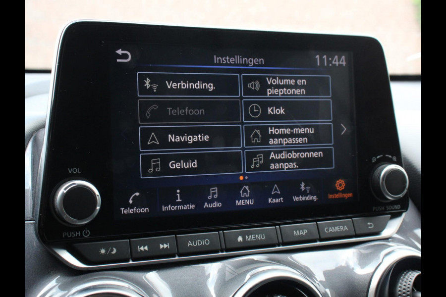 Nissan Juke 1.0 DIG-T N-Connecta Climate control Cruise control Achteruitrijcamera Keyless Navigatie LED Verwarmde voorstoelen Verwarmd stuurwiel Parkeersensoren Apple Carplay/ Android Auto