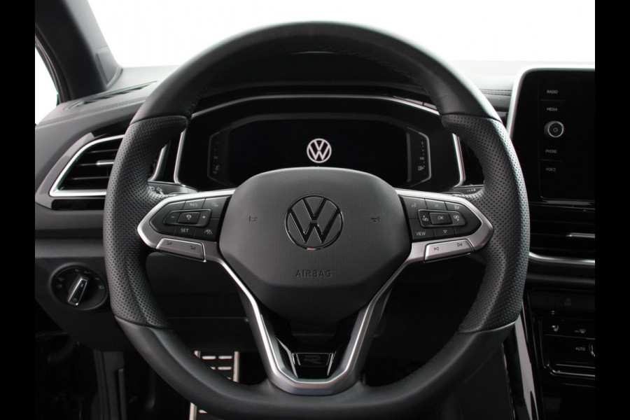Volkswagen T-Roc 1.5 TSI DSG R-Line Climate control | Adaptieve cruise control | LED | Navigatie | Achteruitrijcamera | Parkeersensoren | Apple Carplay/ Android Auto | Radio
