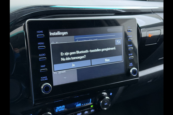 Toyota Hilux 2.4 D-4D 4WD AUT-6 Double Cab Professional Lier Canopy Hardtop (Huif) Trekhaak Navi* via Apple Carplay Android Auto Ecc Camera A Lane Assist Inbouw Kasten Bluetooth AWD EURO6 400Nm *3.500kg Trekvermogen* 1e Eigenaar Dealeronderhouden Origineel Nederlandse Auto