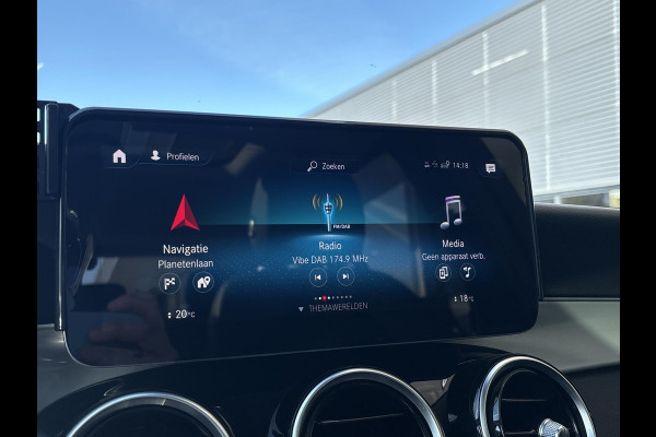 Mercedes-Benz GLC 300e 4MATIC AMG Line 320pk | PHEV | Panoramadak | Stoelverwarming | Burmeister | 360 Camera | Adaptive Cruise |