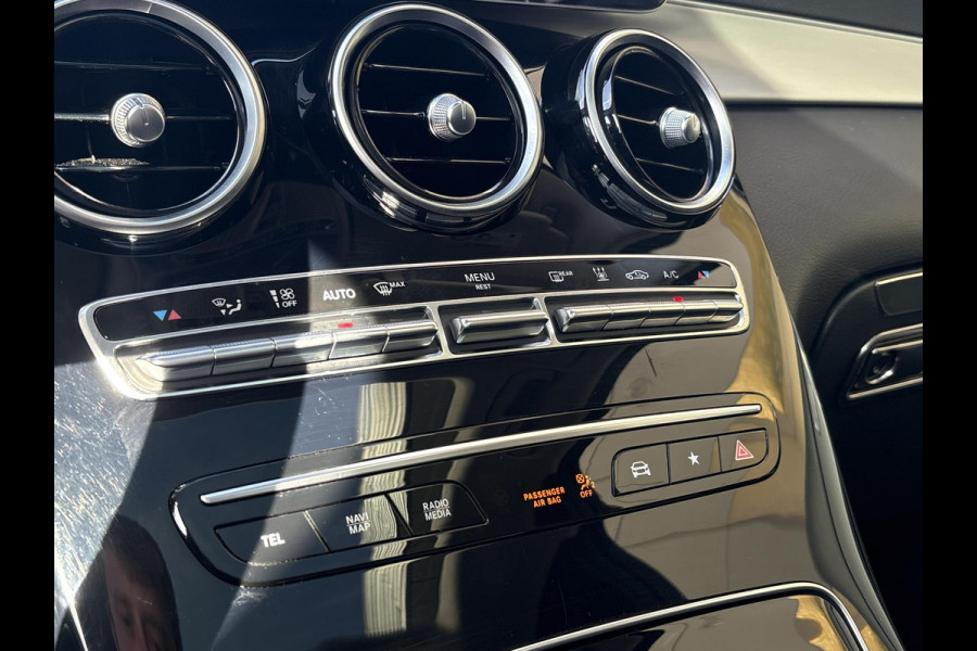Mercedes-Benz GLC 300e 4MATIC AMG Line 320pk | PHEV | Panoramadak | Stoelverwarming | Burmeister | 360 Camera | Adaptive Cruise |