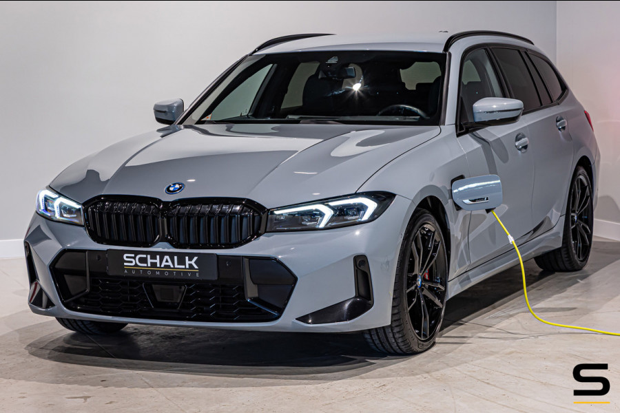 BMW 3 Serie Touring 330e|M-sportPro|Trekhaak|Cam|HUD|Acc
