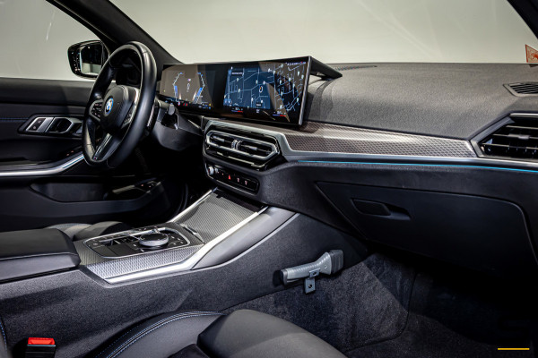 BMW 3 Serie Touring 330e|M-sportPro|Trekhaak|Cam|HUD|Acc