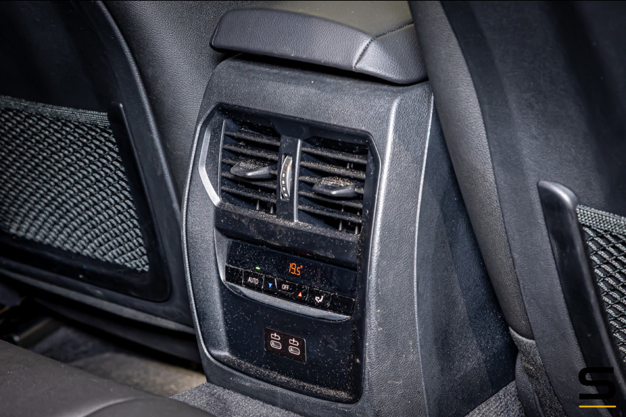 BMW 3 Serie Touring 330e|M-sportPro|Trekhaak|Cam|HUD|Acc