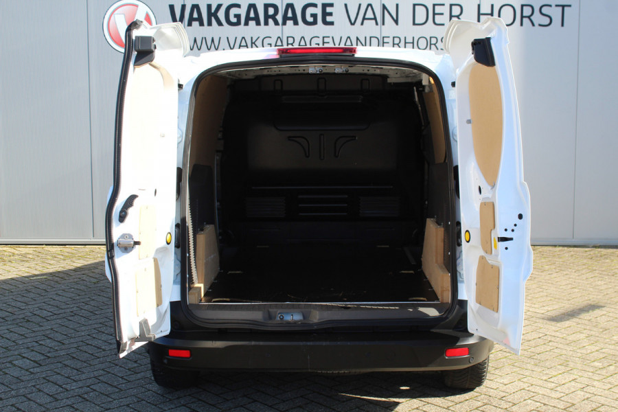 Ford Transit Connect 1.0-100pk Ecoboost Lengte 2 Trend. Dames, heren ondernemers èn particulieren LET OP, UNIEK: 100pk benzine uitv. ! Airco, beklede laadruimte, schuifdeur re., spiegels verwarmb., telefoonvoorb., pdc achter, 4x all season banden etc.