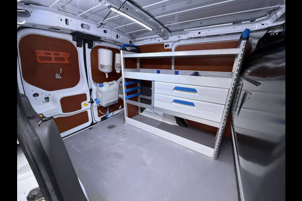 Ford Transit Connect 1.5TDCI 100PK Trekhaak Kast Cruise Airco PDC-v+a EURO6 Sidebars L1H1 Trend HP Betonplex Vloer Wandbetimmering Kasteninbouw Schuifdeur Achterdeuren Origineel Nederlandse Auto Laadvermogen 844kg !