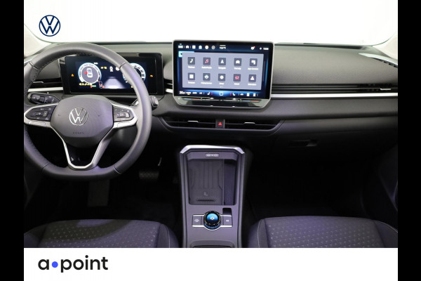 Volkswagen T-Roc Life First Edition 1.5 eTSI 85 kW / 116 PK SUV 7 v