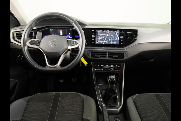 Volkswagen Polo 1.0 TSI Style | Navigatie via App | Parkeersensoren | Matrix LED koplampen | Adaptieve cruise control |
