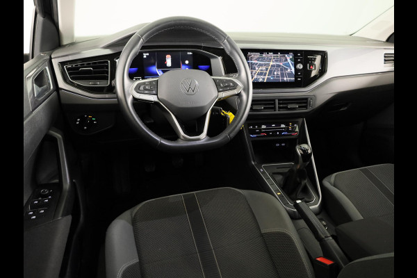 Volkswagen Polo 1.0 TSI Style | Navigatie via App | Parkeersensoren | Matrix LED koplampen | Adaptieve cruise control |