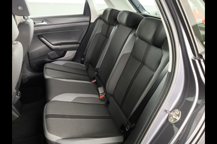 Volkswagen Polo 1.0 TSI Style | Navigatie via App | Parkeersensoren | Matrix LED koplampen | Adaptieve cruise control |