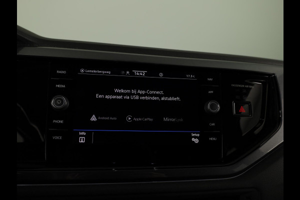 Volkswagen Polo 1.0 TSI Style | Navigatie via App | Parkeersensoren | Matrix LED koplampen | Adaptieve cruise control |