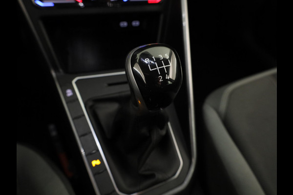 Volkswagen Polo 1.0 TSI Style | Navigatie via App | Parkeersensoren | Matrix LED koplampen | Adaptieve cruise control |